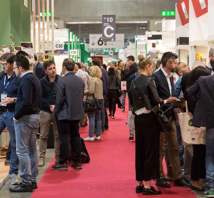 Corporate travel management 68 trade-fairs-and-exursions-7